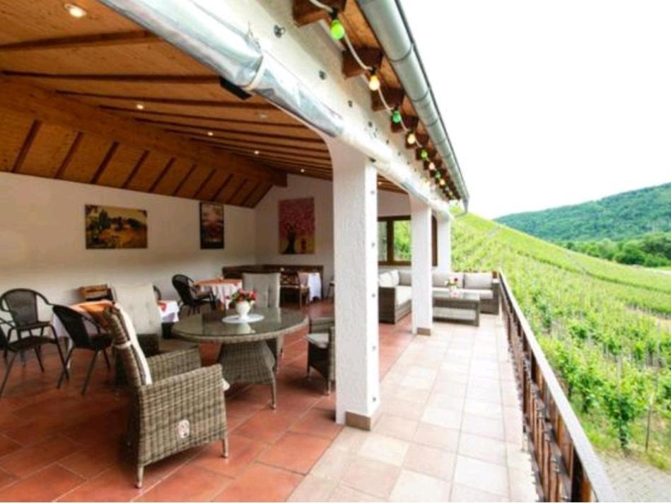 Kinheim Chateau-De-La-Moselle מראה חיצוני תמונה