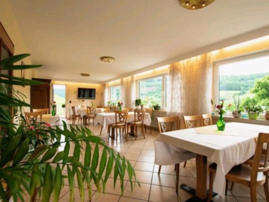 Kinheim Chateau-De-La-Moselle מראה חיצוני תמונה
