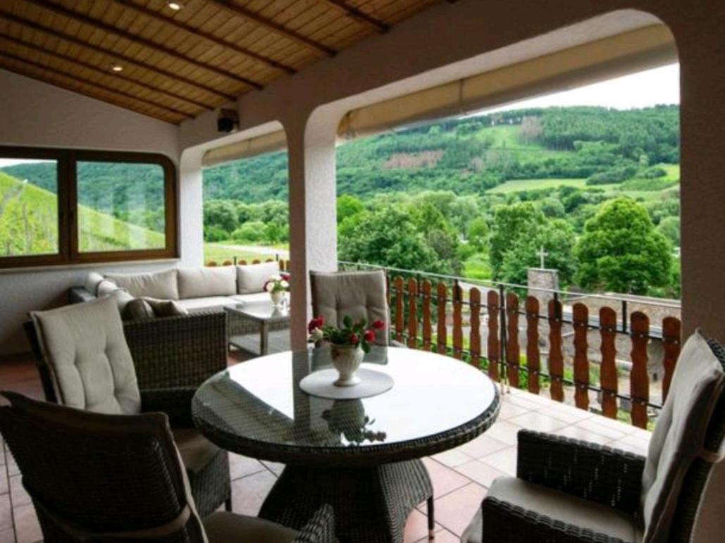 Kinheim Chateau-De-La-Moselle מראה חיצוני תמונה